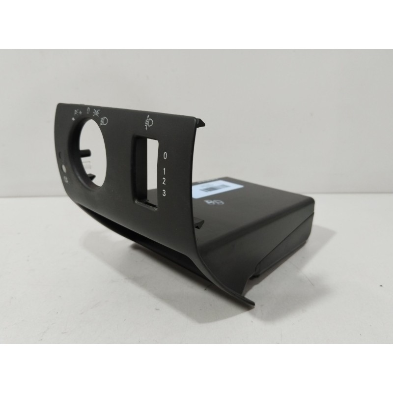 Recambio de moldura para mercedes-benz clase a (w169) a 160 cdi (169.006, 169.306) referencia OEM IAM A1696800665  