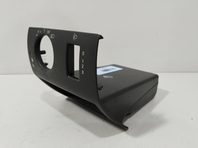 Recambio de moldura para mercedes-benz clase a (w169) a 160 cdi (169.006, 169.306) referencia OEM IAM A1696800665  