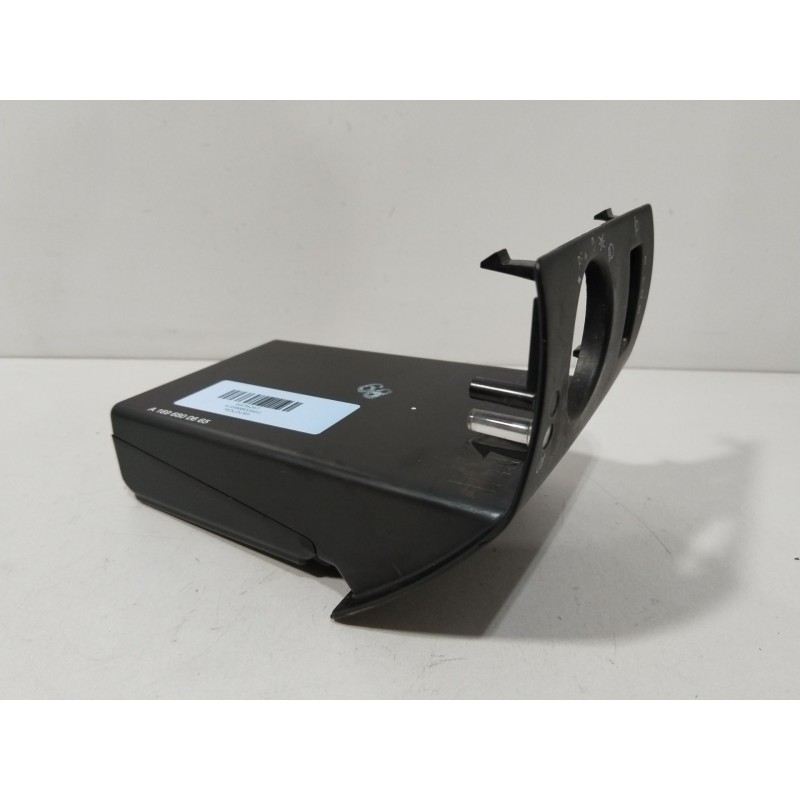 Recambio de moldura para mercedes-benz clase a (w169) a 160 cdi (169.006, 169.306) referencia OEM IAM A1696800665  