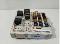 Recambio de caja reles / fusibles para ford focus i sedán (dfw) 1.6 16v referencia OEM IAM 518273404  