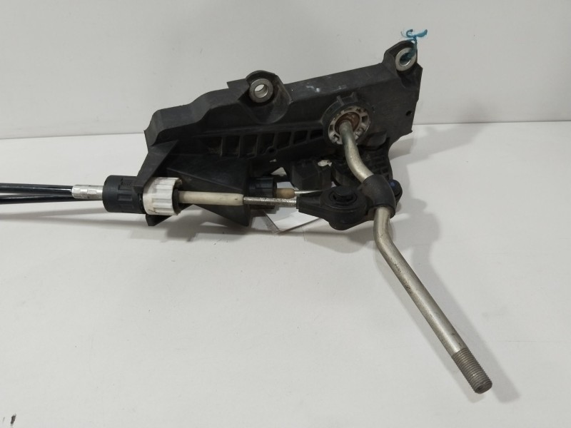 Recambio de palanca cambio para ford focus berlina (cap) ambiente (d) referencia OEM IAM 4M5R7C453DB  
