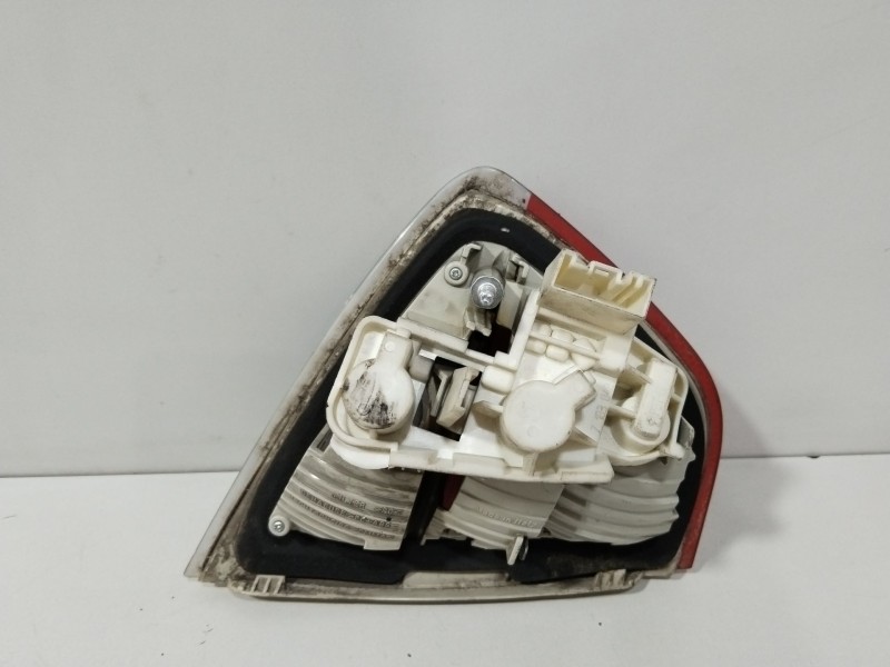 Recambio de piloto porton trasero derecho para bmw 3 (e90) 318 d referencia OEM IAM 6937460   Recambio de piloto porton trasero derecho para bmw 3 (e90) 318 d referencia OEM IAM 6937460