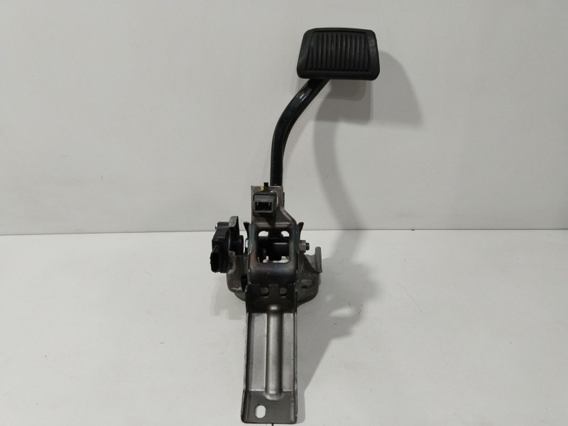 Recambio de pedal freno para hyundai ioniq referencia OEM IAM 32800G2100  