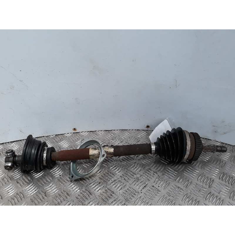 TRANSMISION DELANTERA IZQUIERDA 8200064731 