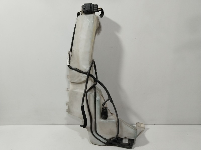 Recambio de deposito limpia para ford focus berlina (cap) ghia referencia OEM IAM 4M5113K163AF  