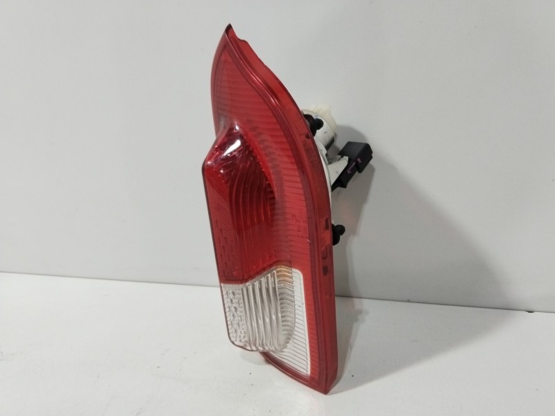 Recambio de piloto trasero derecho para opel insignia a (g09) 2.0 cdti (68) referencia OEM IAM 13226855  