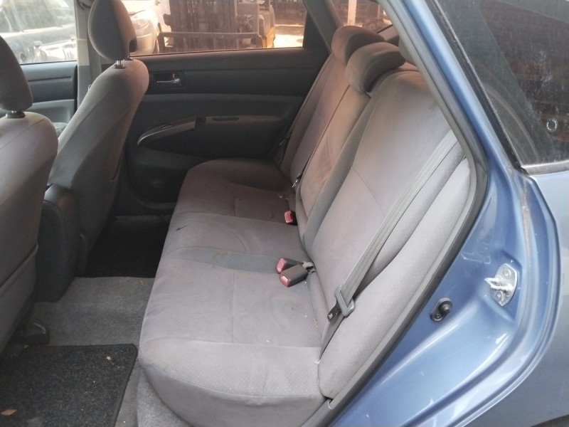 toyota prius liftback (_w2_) del año 2007