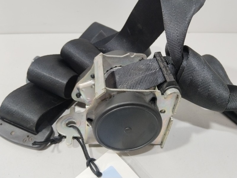 Recambio de cinturon seguridad trasero central para citroën c-elysée shine referencia OEM IAM 98049685XY  