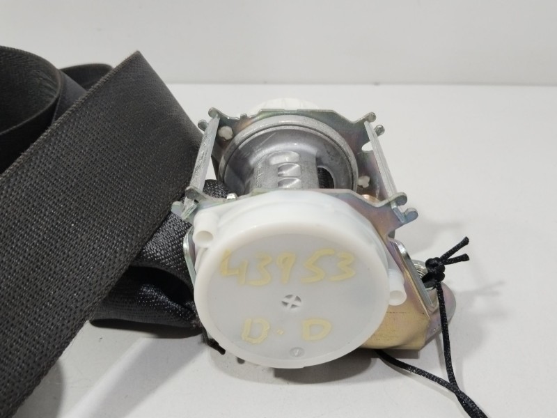 Recambio de cinturon seguridad delantero derecho para opel meriva b cosmo referencia OEM IAM 13305706  