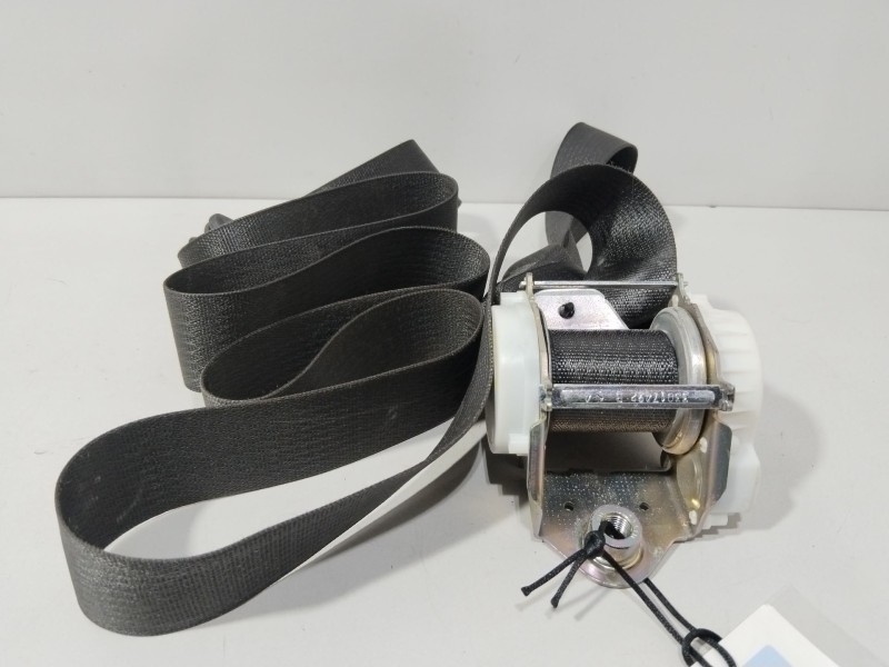 Recambio de cinturon seguridad delantero izquierdo para opel meriva b cosmo referencia OEM IAM 13305707  