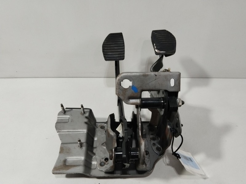 Recambio de pedal embrague para citroën c-elysée shine referencia OEM IAM 84PLRF  