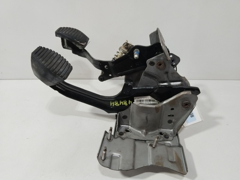 Recambio de pedal embrague para citroën c-elysée shine referencia OEM IAM 84PLRF  