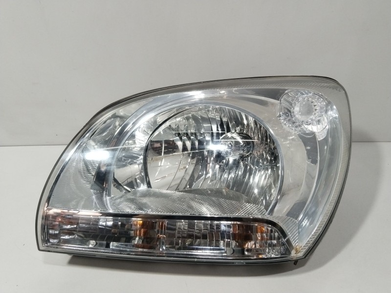 Recambio de faro izquierdo para kia sportage concept referencia OEM IAM 921011F021  