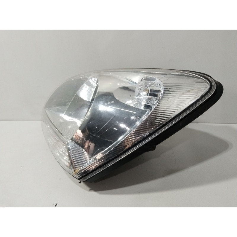 Recambio de faro izquierdo para kia sportage concept referencia OEM IAM 921011F021  