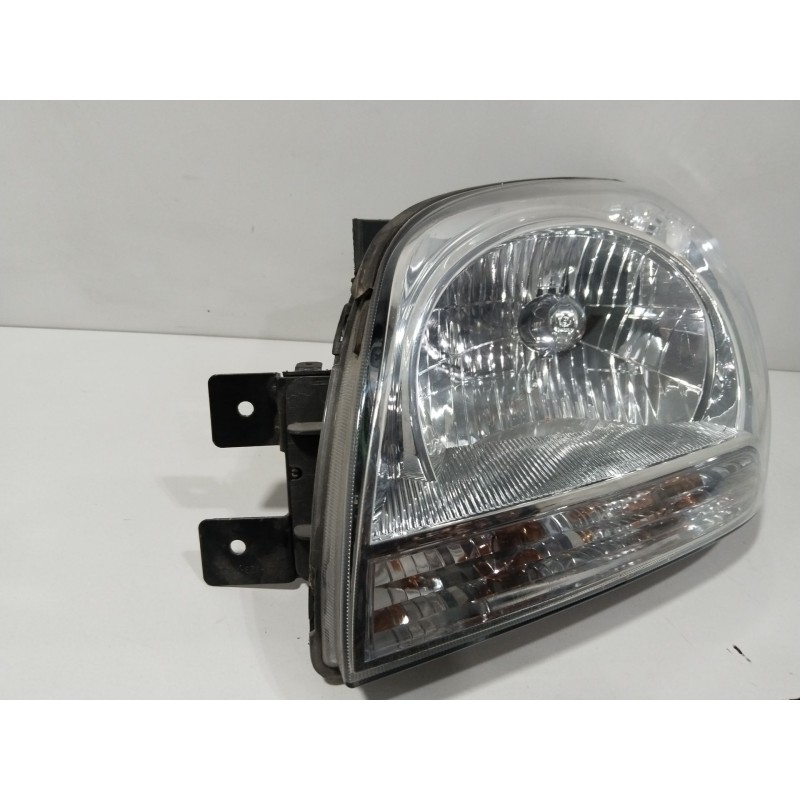 Recambio de faro izquierdo para kia sportage concept referencia OEM IAM 921011F021  