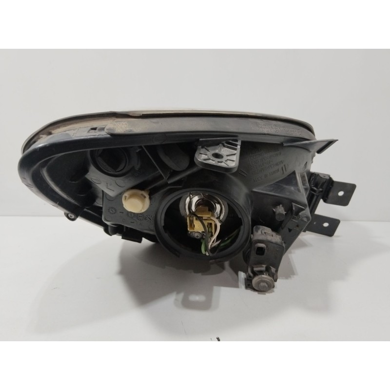 Recambio de faro izquierdo para kia sportage concept referencia OEM IAM 921011F021  
