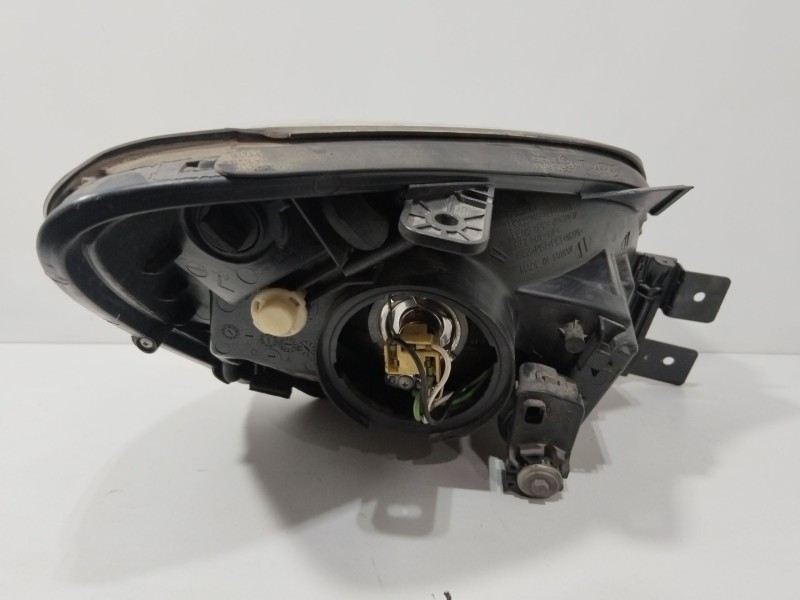 Recambio de faro izquierdo para kia sportage concept referencia OEM IAM 921011F021  