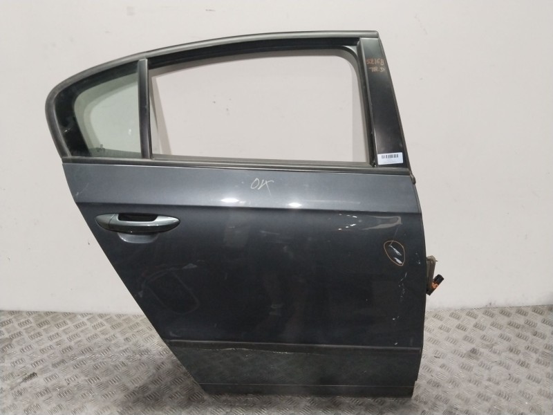 Recambio de puerta trasera derecha para volkswagen passat b6 (3c2) 2.0 tdi referencia OEM IAM 3C5833056H  