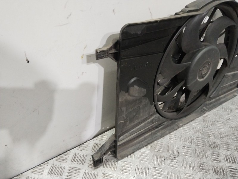 Recambio de electroventilador para ford focus c-max (dm2) 2.0 tdci referencia OEM IAM 0130303939  