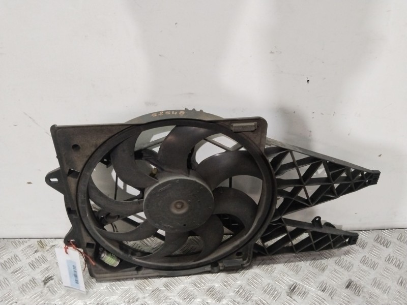 Recambio de electroventilador para fiat doblo autobús (263_) 1.3 d multijet (263axc1a) referencia OEM IAM 0000051821155  