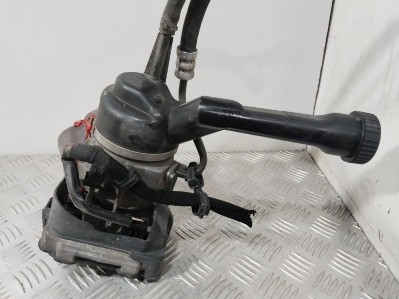 Recambio de bomba direccion para peugeot 308 confort referencia OEM IAM 9684979180  