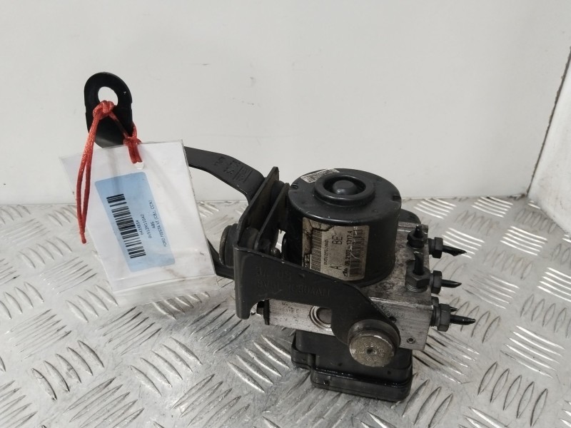 Recambio de abs para ford fiesta vi (cb1, ccn) 1.6 tdci referencia OEM IAM 8V512M110AD  