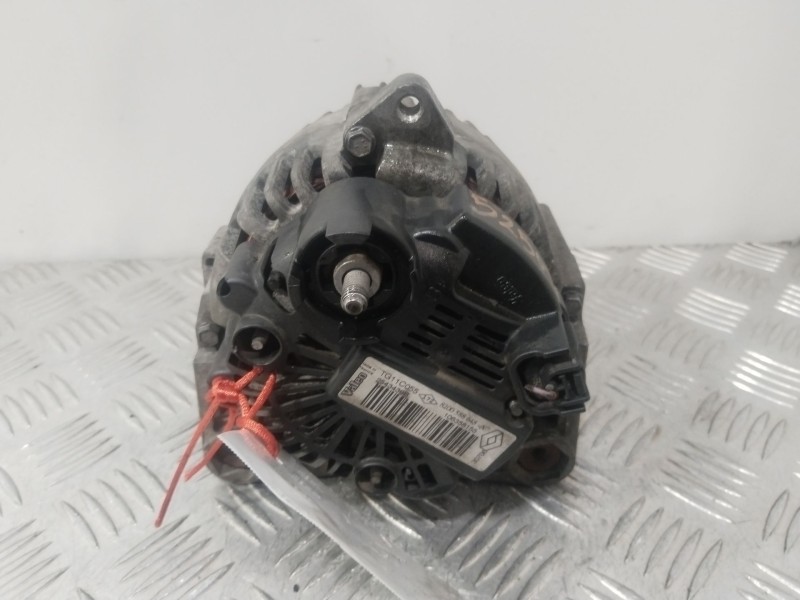 Recambio de alternador para renault scénic ii (jm0/1_) 1.6 16v (jm1r) referencia OEM IAM 8200588648A  