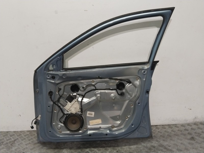 Recambio de puerta delantera derecha para seat ibiza iii (6l1) 1.4 16v referencia OEM IAM 6L4831056S  