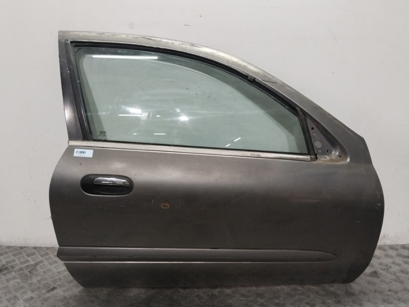 Recambio de puerta delantera derecha para nissan almera ii hatchback (n16) 1.5 referencia OEM IAM 801005M332  
