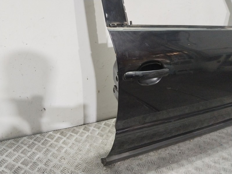 Recambio de puerta delantera derecha para volkswagen passat berlina (3b3) comfortline referencia OEM IAM  NEGRA 