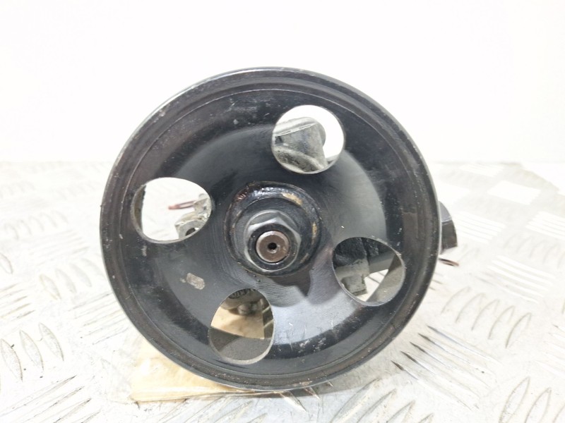 Recambio de bomba direccion para kia carens (un) active referencia OEM IAM 571002G200  