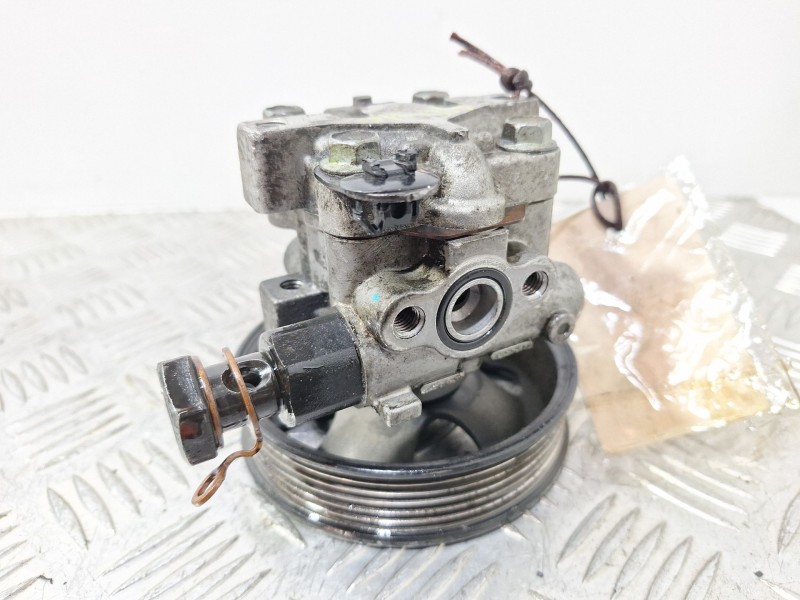 Recambio de bomba direccion para kia carens (un) active referencia OEM IAM 571002G200  