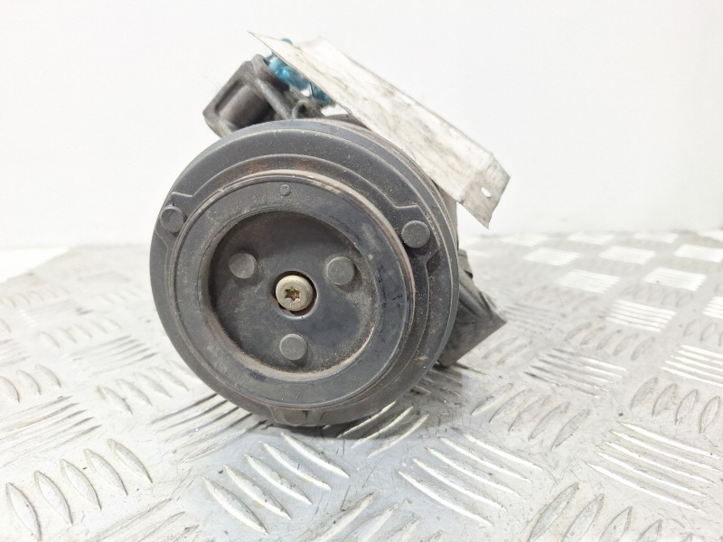 Recambio de compresor aire acondicionado para bmw x3 (e83) 2.0d referencia OEM IAM 690564308  