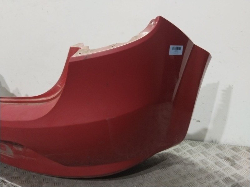 Recambio de paragolpes trasero para seat leon (1p1) 2.0 tdi 16v referencia OEM IAM 1P0807421GRU  ROJO