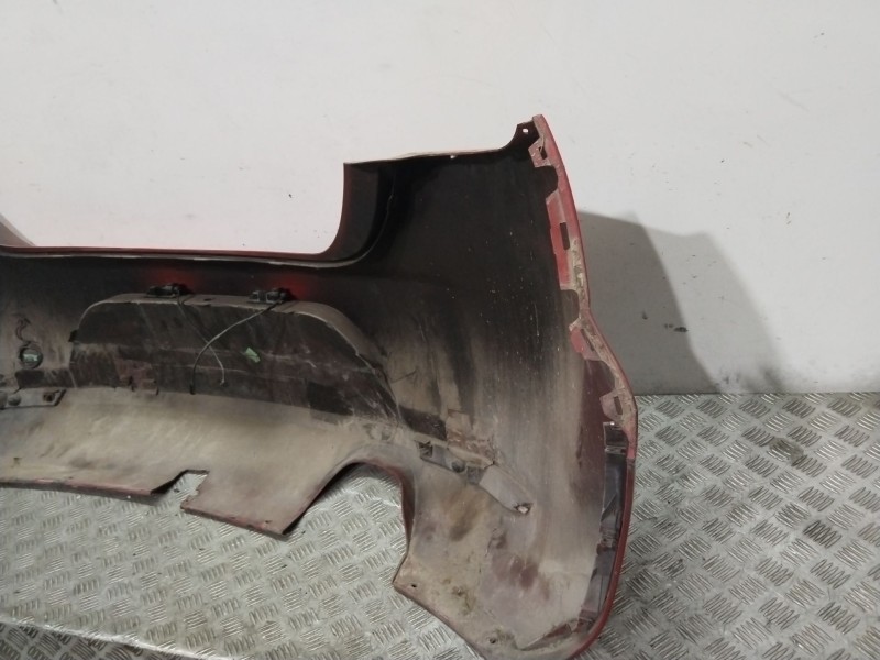 Recambio de paragolpes trasero para seat leon (1p1) 2.0 tdi 16v referencia OEM IAM 1P0807421GRU  ROJO