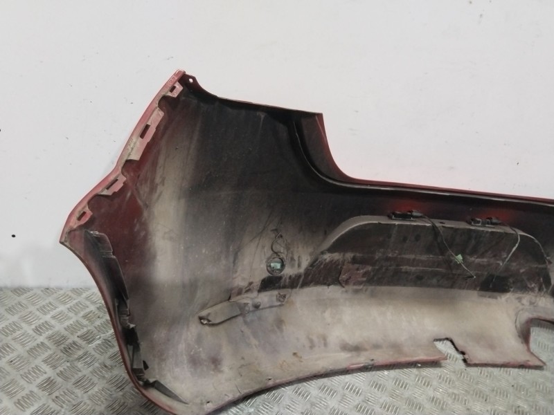 Recambio de paragolpes trasero para seat leon (1p1) 2.0 tdi 16v referencia OEM IAM 1P0807421GRU  ROJO