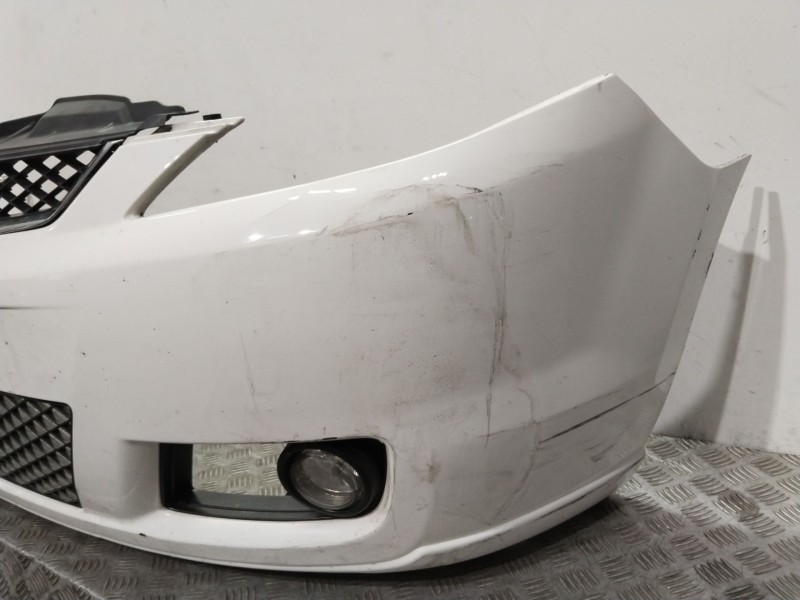 Recambio de paragolpes delantero para mazda 5 (cr) 2.0 cd (cr19) referencia OEM IAM   BLANCO Recambio de paragolpes delantero para mazda 5 (cr) 2.0 cd (cr19) referencia OEM IAM   BLANCO