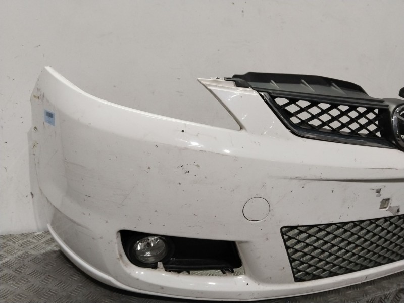 Recambio de paragolpes delantero para mazda 5 (cr) 2.0 cd (cr19) referencia OEM IAM   BLANCO Recambio de paragolpes delantero para mazda 5 (cr) 2.0 cd (cr19) referencia OEM IAM   BLANCO