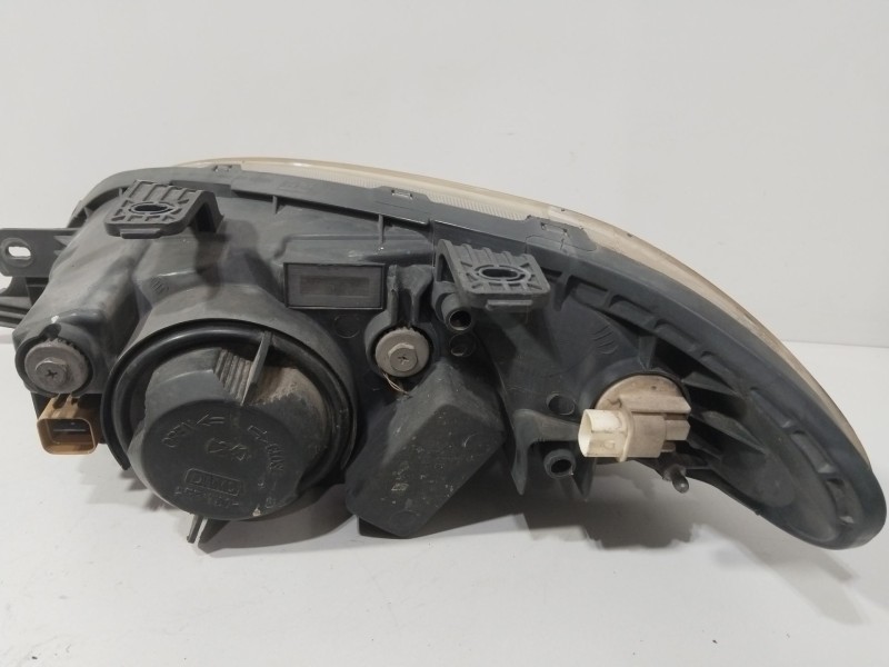 Recambio de faro derecho para chevrolet lacetti (j200) 1.8 referencia OEM IAM 96943713  
