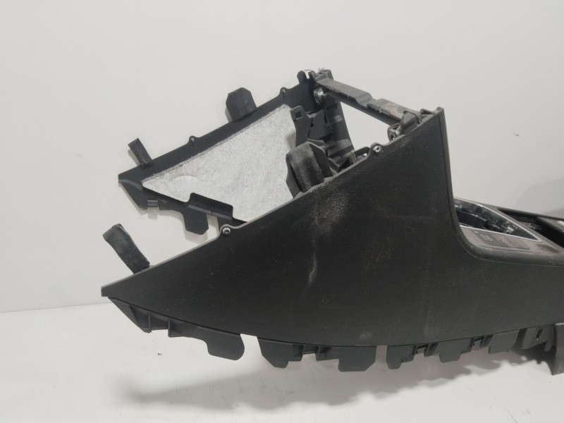 Recambio de apoyabrazos central para volkswagen passat b6 (3c2) 2.0 tdi referencia OEM IAM 3C0864161A  