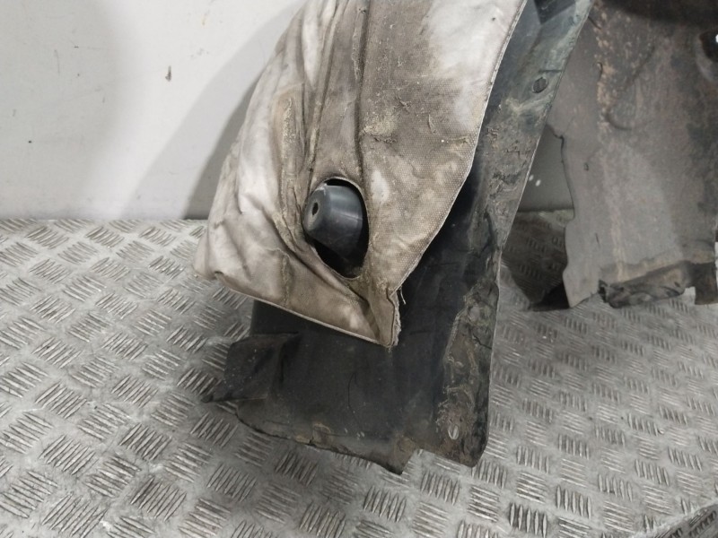 Recambio de paso de rueda delantero derecho para ford transit connect monospace 1.5 tdci referencia OEM IAM 2128068  