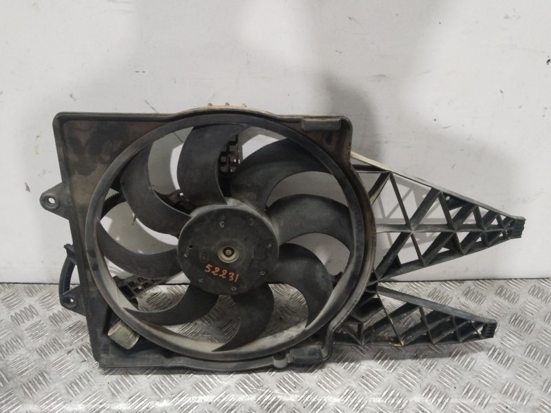 Recambio de electroventilador para fiat punto furgoneta/hatchback (199_) 1.3 d multijet referencia OEM IAM 51831012  