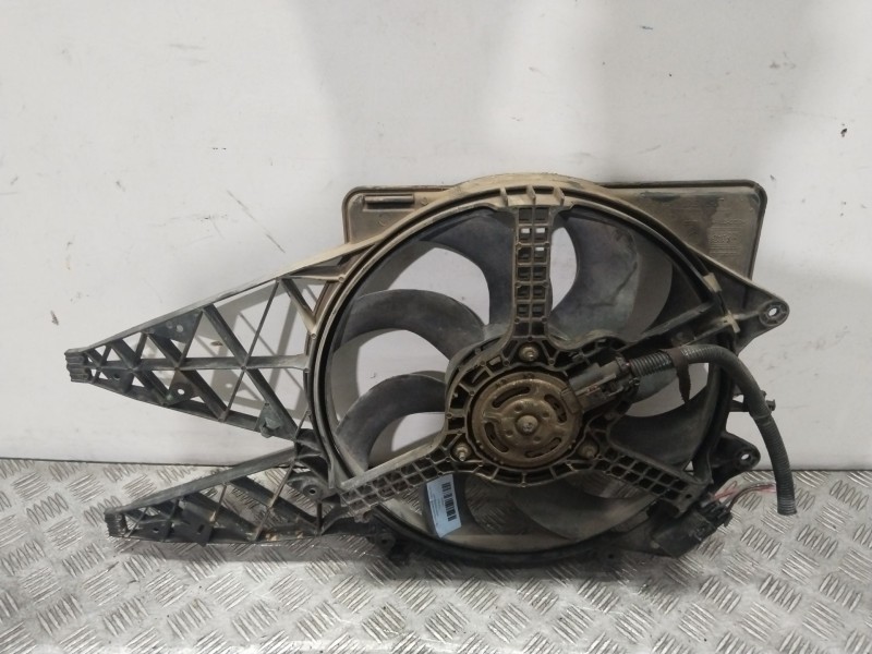 Recambio de electroventilador para fiat punto furgoneta/hatchback (199_) 1.3 d multijet referencia OEM IAM 51831012  
