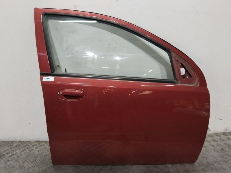 Recambio de puerta delantera derecha para daewoo kalos sedán (klas) 1.4 referencia OEM IAM 96585328  