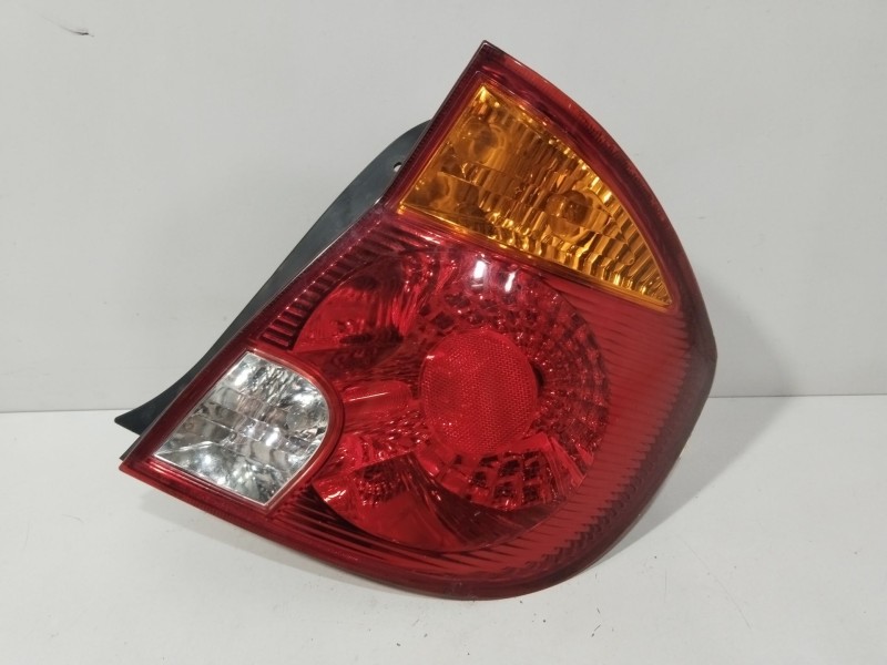 Recambio de piloto trasero derecho para hyundai accent ii (lc) 1.3 referencia OEM IAM 92402257  