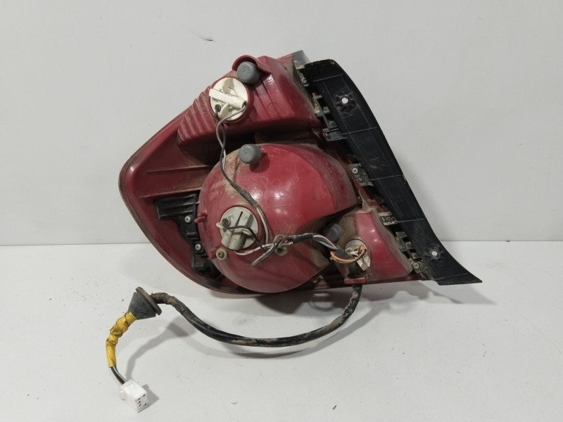 Recambio de piloto trasero derecho para hyundai accent ii (lc) 1.3 referencia OEM IAM 92402257  