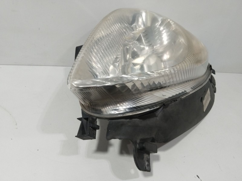Recambio de faro derecho para citroën xsara picasso (n68) 2.0 hdi referencia OEM IAM 9631494980  