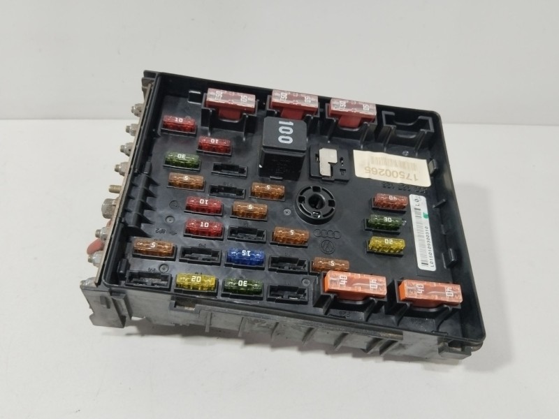 Recambio de caja reles / fusibles para volkswagen passat b6 (3c2) 2.0 tdi referencia OEM IAM 3C0971249  