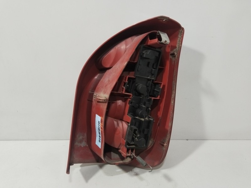 Recambio de piloto trasero izquierdo para citroën xsara picasso (n68) 2.0 hdi referencia OEM IAM 6350N0  