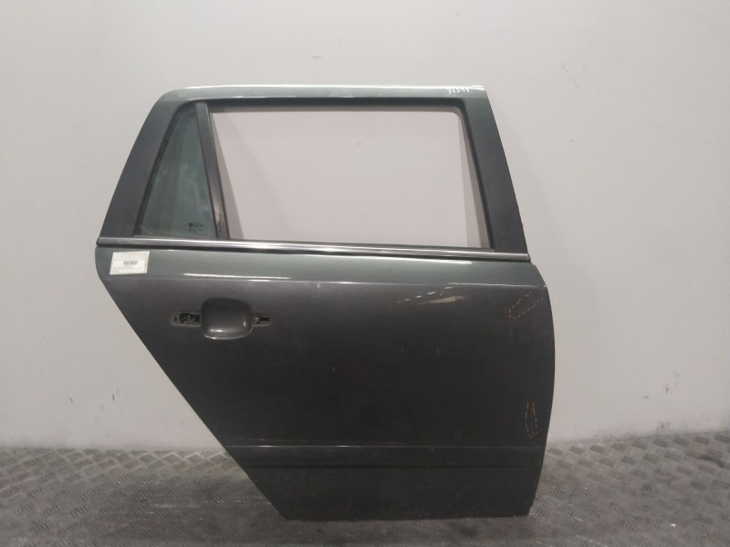 Recambio de puerta trasera derecha para opel astra h caravan cosmo referencia OEM IAM 843535 GRIS 